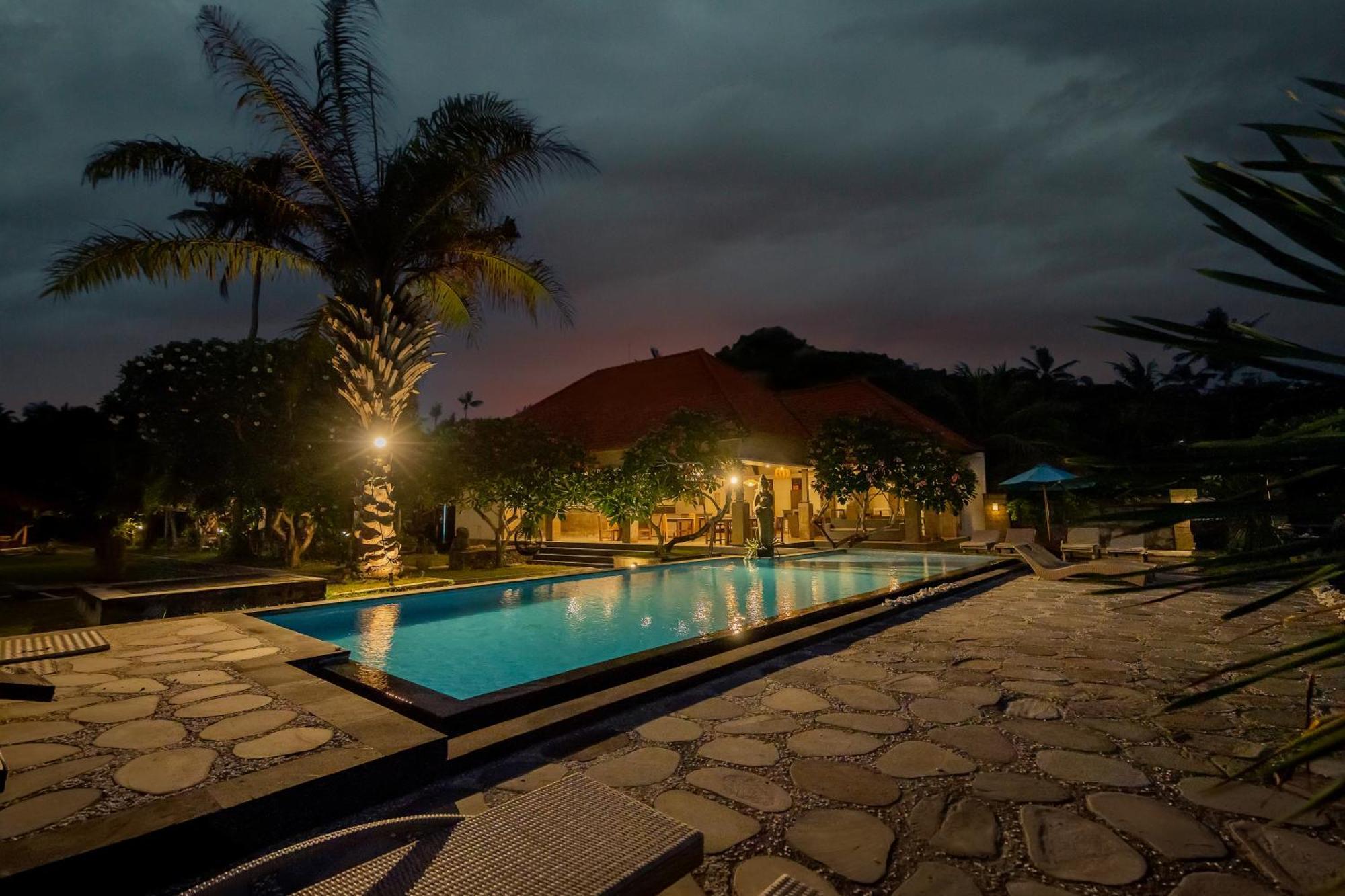 Ganesh Beach Hotel Candidasa Buitenkant foto