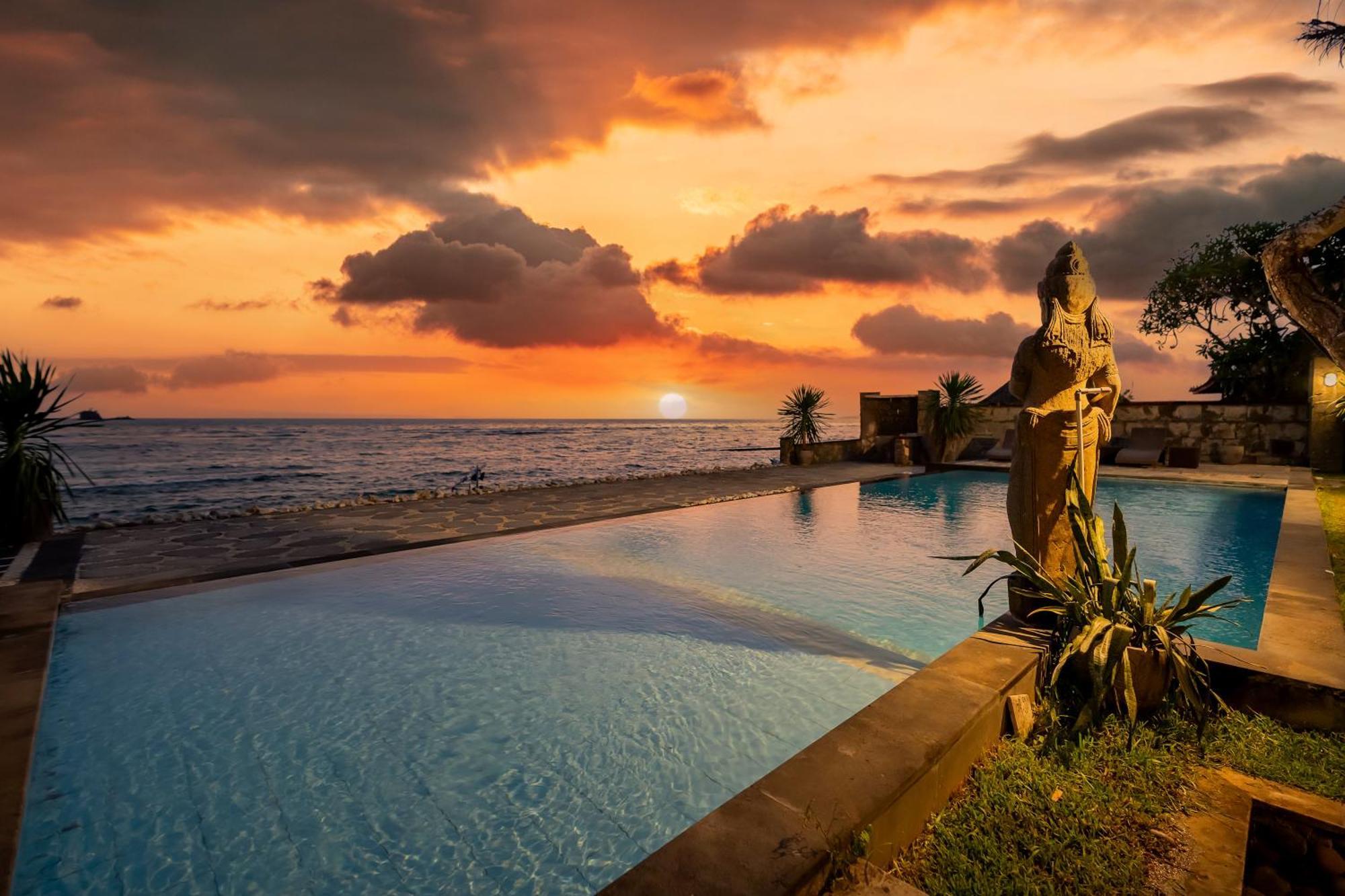 Ganesh Beach Hotel Candidasa Buitenkant foto
